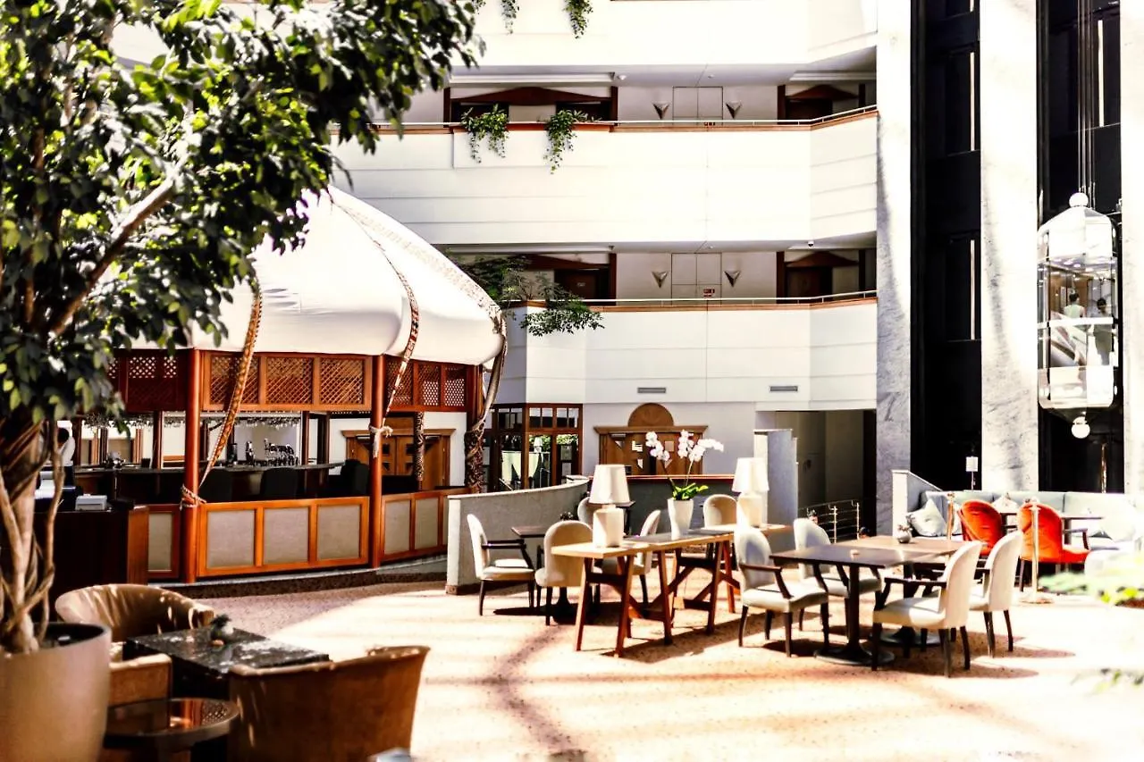 Rahat Palace Hotel Αλμάτι