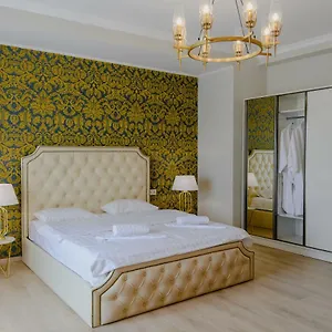 Golden Globe Boutique تبليسي